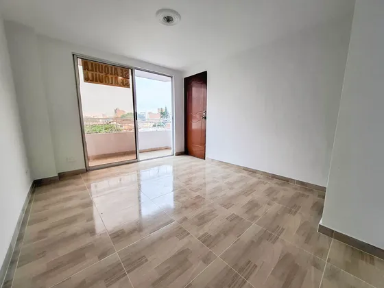 Apartamento Para Arriendo Libre De Servicios En Laureles