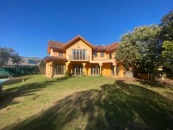 Casa Comercial