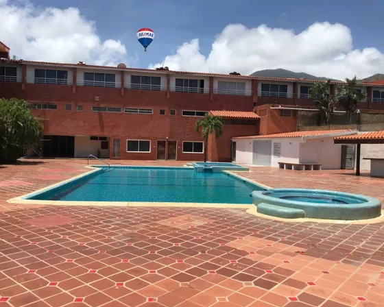 Apartamento Con Potencial Para Inversión Turística En Residencias Plaza Suites, Avenida 31 De Julio, Isla De Margarita