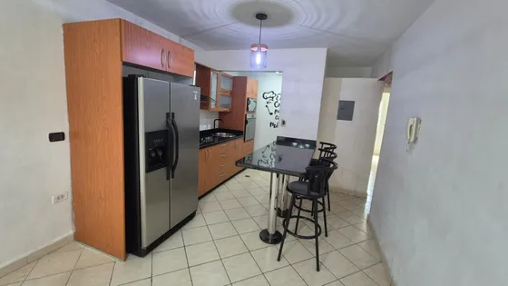 Elena Hidalgo Alquila Apartamento En Terrazas De San Diego Excelente Ubicación Con Vigilancia Privada Pozo Piso Bajo Cerca A La Av Don Julio Centeno San Diego Carabobo (solo Clientes