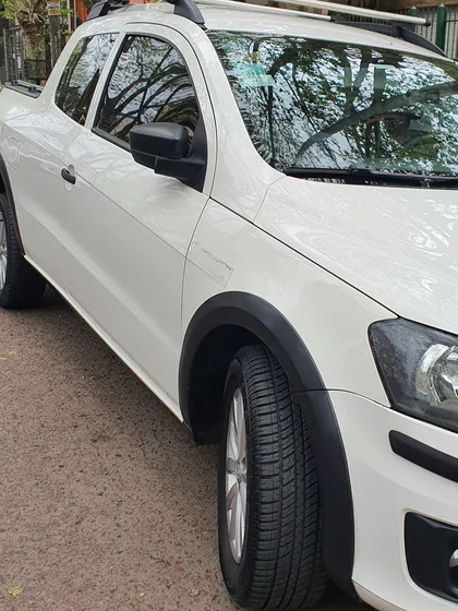 Volkswagen Saveiro 1.6 Gp Cd 101cv Pack High