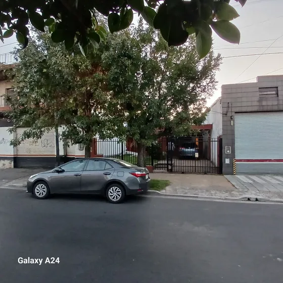 Casa En Venta En Caseros