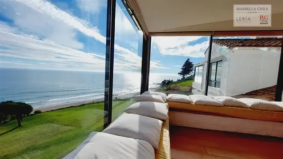 Departamento En Venta De 5 Dorm. En Puchuncaví