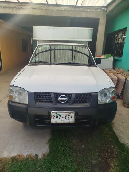 Nissan Np300 2.4 Chasis Dh Mt