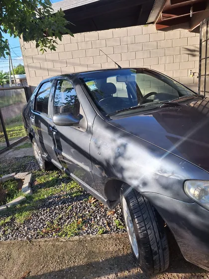 Fiat Siena 1.8 Hlx Active Alarma
