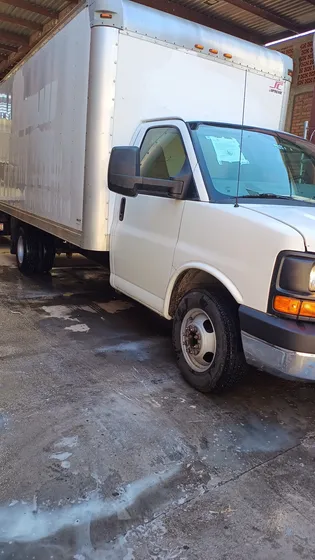 Chevrolet Express 6.0cargo Van Ls At