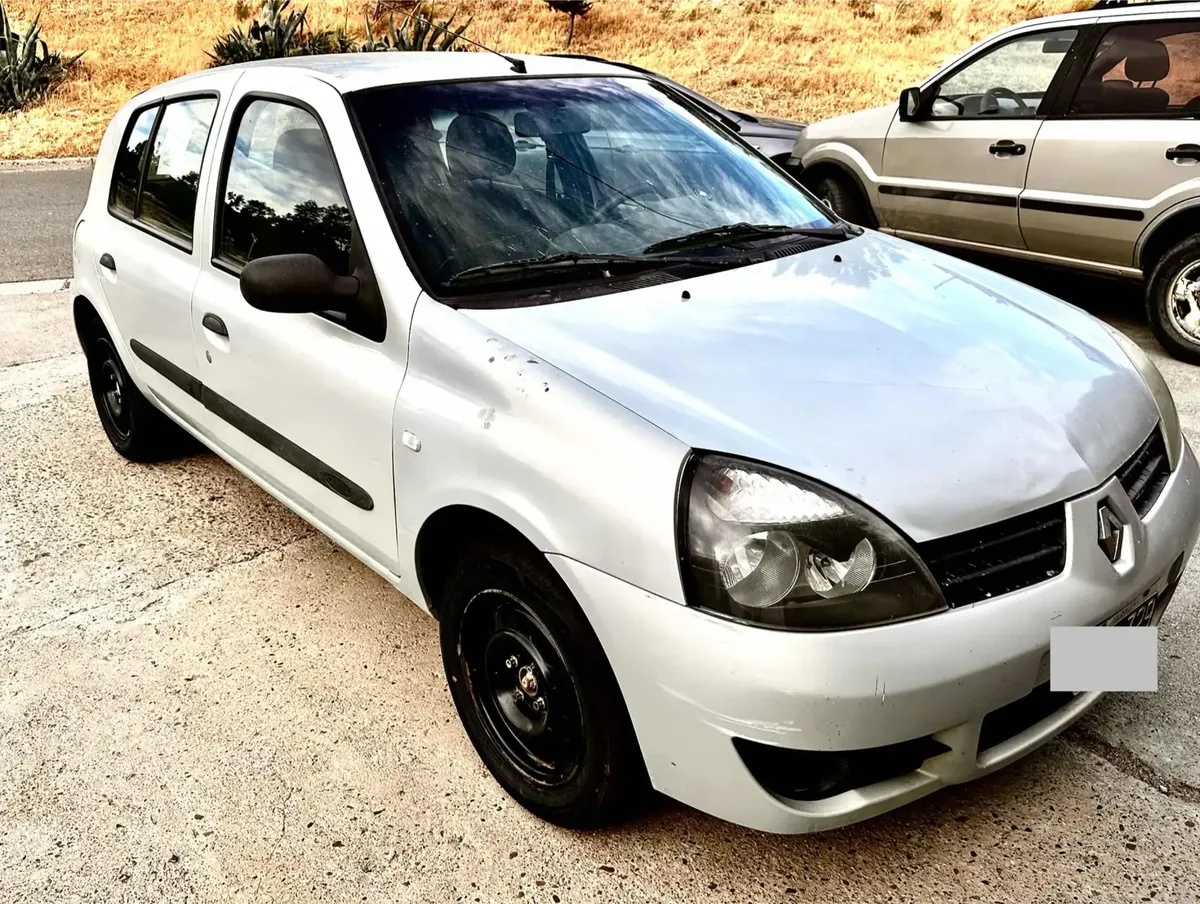Renault Clio 1.2 Pack509357741437112326