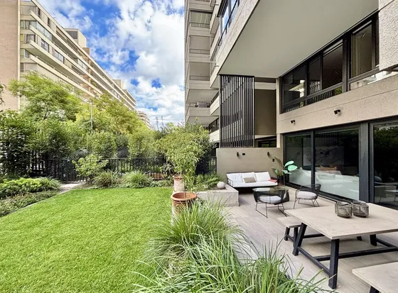 Duplex Con Jardín Privado - Alonso De Córdova