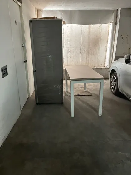 Estacionamiento+bod. Metro Principe De Gale (145146)