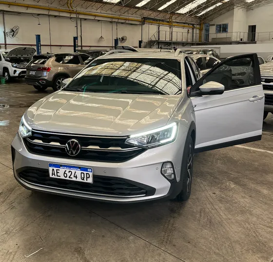 Volkswagen Nivus 1.0 200 Tsi Highline Aut