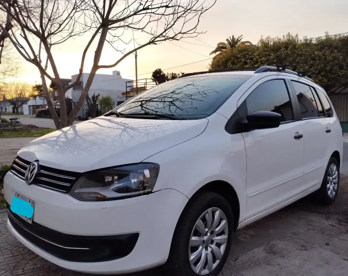 Volkswagen Suran 1.6 Comfortline 101cv Ab