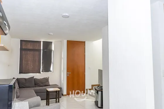 Casa En Toluquilla, San Pedro Tlaquepaque Con 2 Recámaras, 81 M², Id: 76452