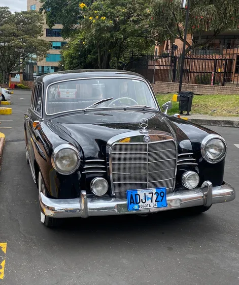 Mercedes Benz Ponton Antiguo