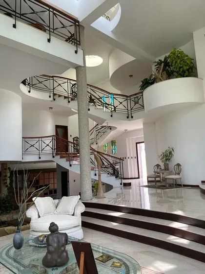 Casa Con Vista Espectacular Al Avila Bella Arquitectura