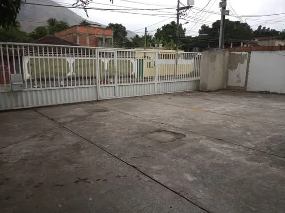 Casa A Venda (cabuçu)