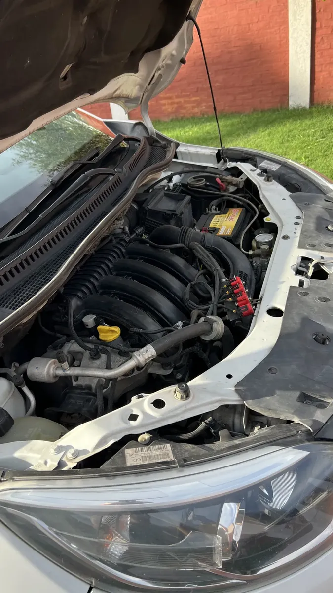Renault Captur 2.0 Zen5181037458712371219