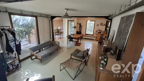 Casa En Venta Estilo Industrial 3 Pisos, Uno Oriente