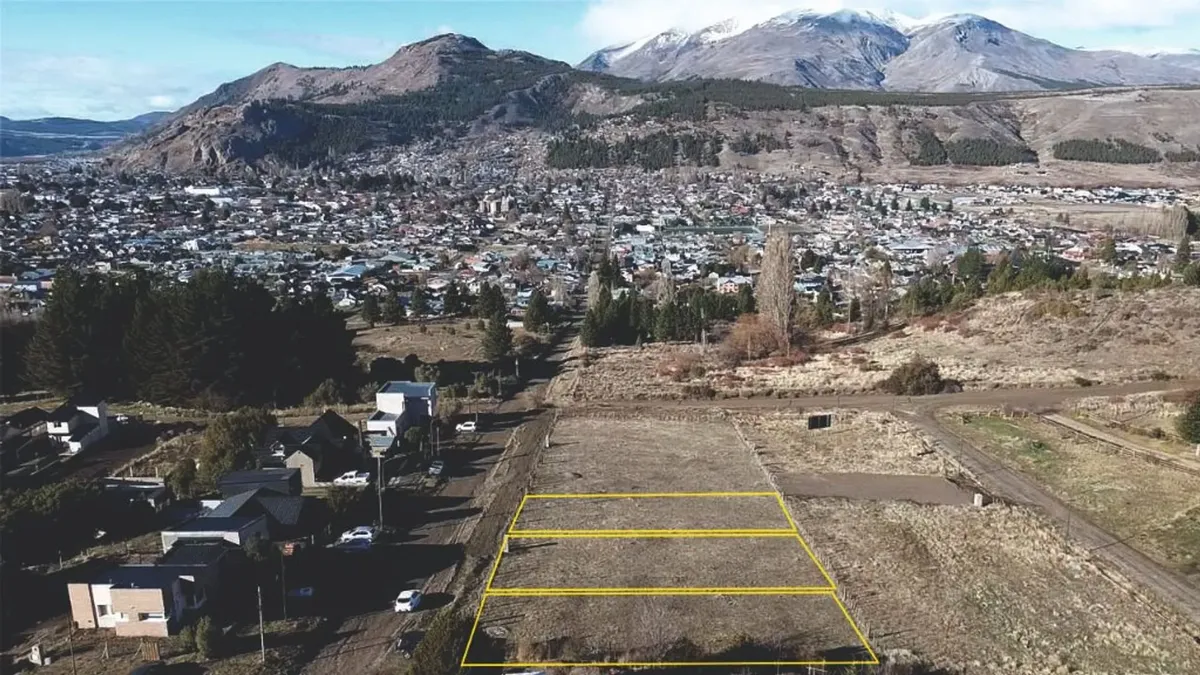 Land Plot in Esquel, Belgrano Neighborhood - 