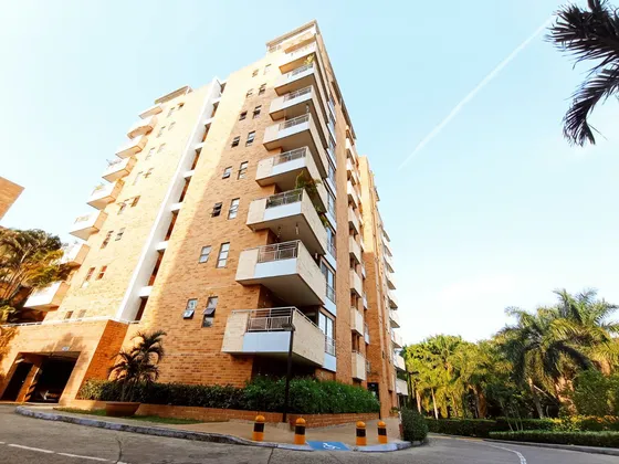 Se Alquila Apartamento Amoblado En Cr Lagos Del Polo 2
