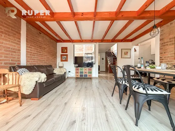 Casa Remodelada En Condominio De 3d 2b 2e En Concón
