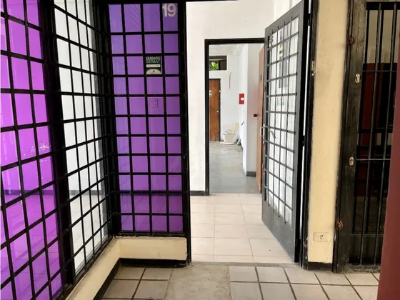 Se Alquila Local Comercial 60m2 La Bonita 8268