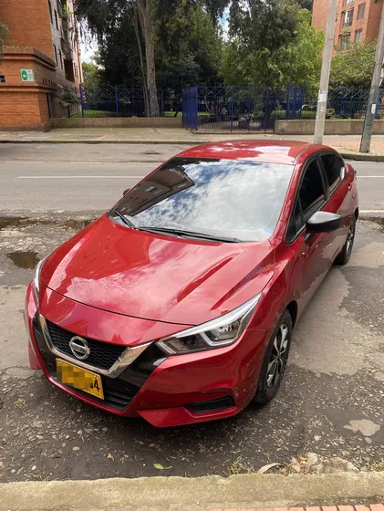 Nissan Versa 1.6 Sense