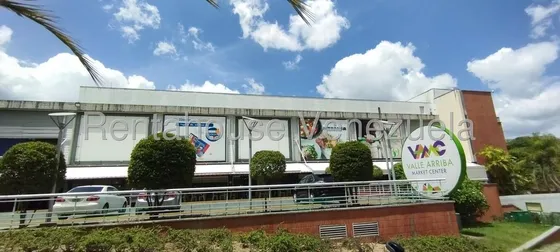 Excelente Y Amplio Local Comercial En Alquiler Ubicado En Colinas De Valle Arriba #25-16226