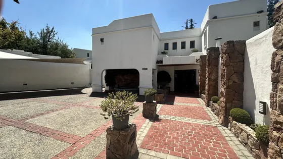Preciosa Casa Impecable Muy Segura En Mirador Los Domínicos
