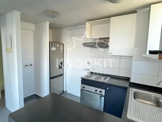 Departamento En Venta De 2 Dorm. En Santiago