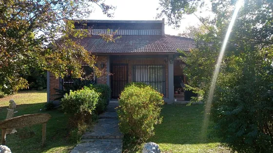 Quinta Con Pileta Y 2400 Metros De Parque