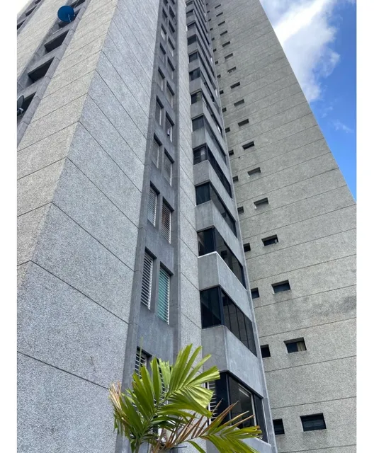 Se Alquila Apartamento 84m2 La Boyera 9855