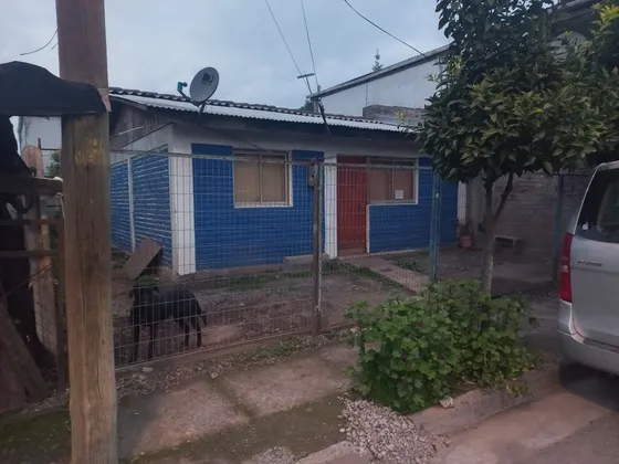 Casa De 4 Dormitorios 1 Baño, Se Vende