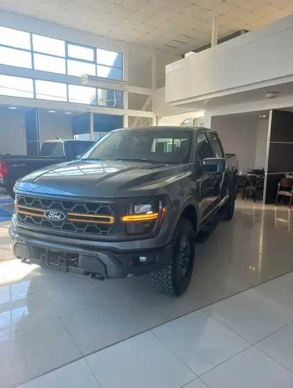 Ford F-150 5.0l V8 Tremor 4x4 At