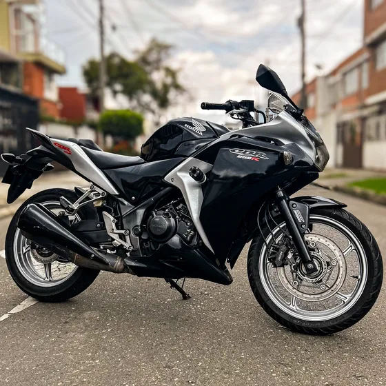 Honda Cbr 250 R Negro 2012