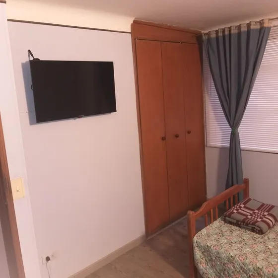 Habitacion Amoblada Con Baño Privado  Barrio Cedritos En Arriendo