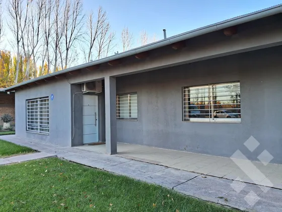 Se Alquila, Casa De 3 Dormitorios Equipada, B. Renke, Plottier