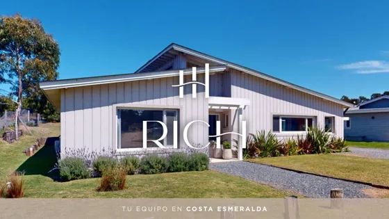 Casa En Venta En Costa Esmeralda 
