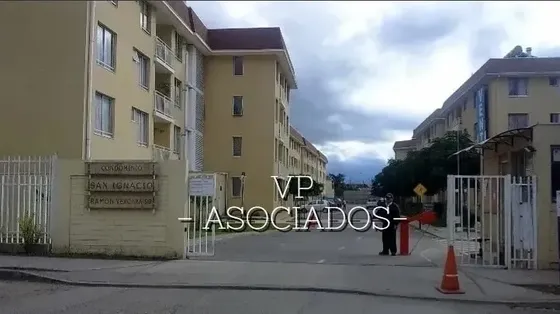 L I Q U I D A C I Ó N- Dúplex Con 2 D Y 1 B, San Ignacio.