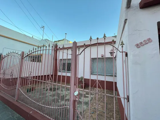 Cordero 5525, Villa Dominico ¡casa De 3 Ambientes En Venta!