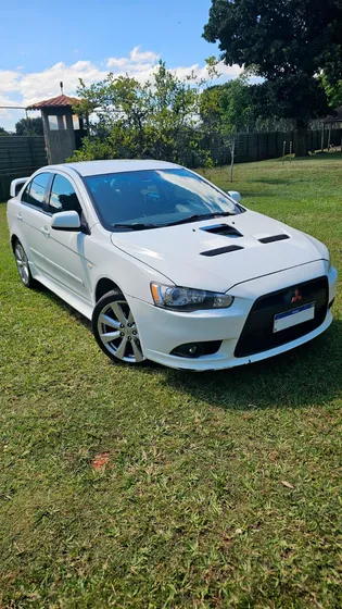 Mitsubishi Lancer 2.0 Cvt 4p