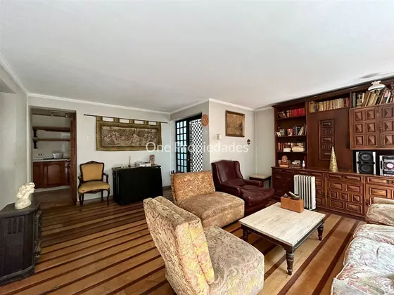 Casa Para Remodelar En Venta De 4 Dorm. Luis Pereira, Ñuñoa