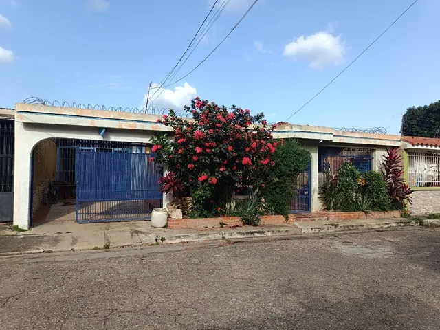 Cr Vende Casa, Urb  El Naranjal Naguanagua