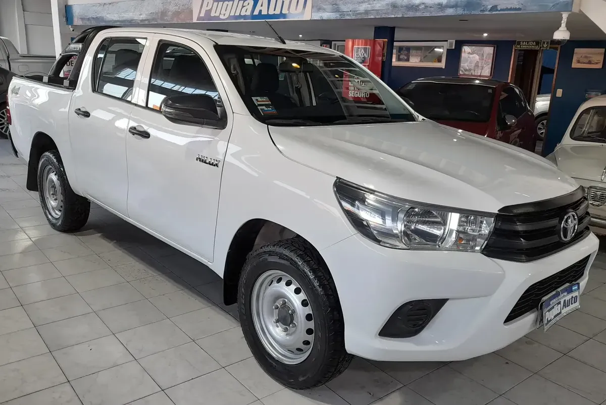 Toyota Hilux Pick-Up 2.4 Cd Dx 150cv 4x4