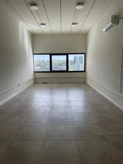 Alquiler Oficinas Privadas Desde 65 M2 En Parque Store Center Sobre Acc. Oeste Km38 X Dueño Directo