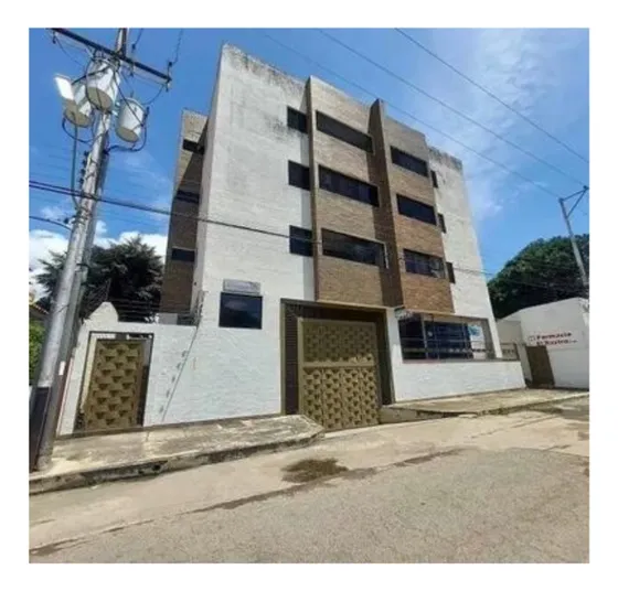 Josseyris Jimenez Vende Apartamento En Naguanagua Res Aracari