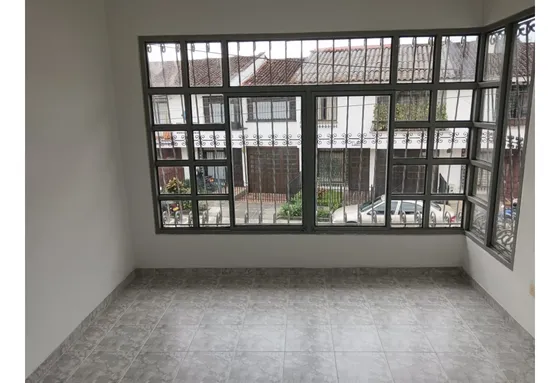 Local En Arriendo Carrera 14 A Norte Servicios Incluidos 