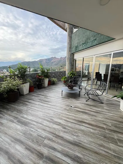 Penthouse En Alquiler Amoblado Y Equipado La Trigaleña Alta