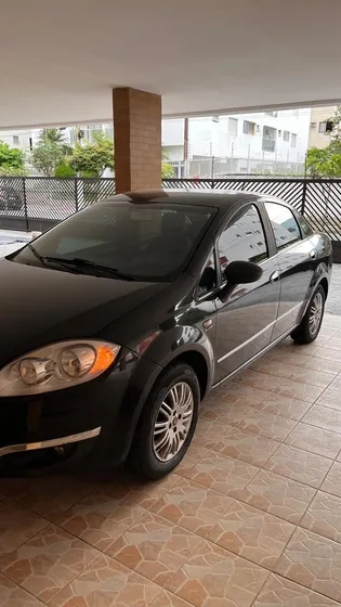 Fiat Linea 1.8 16v Essence Flex Dualogic 4p