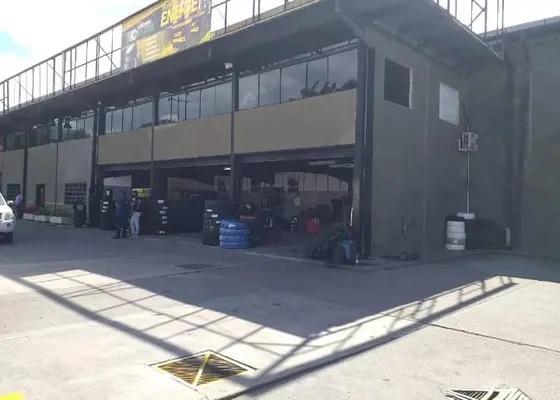 Se Vende  Galpón 3500m2. Guatire.