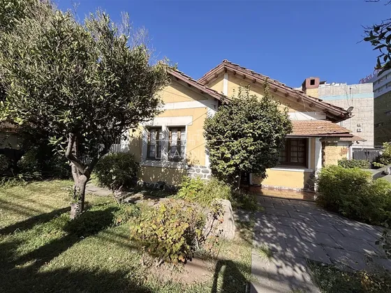 Casa En Venta De 4 Dorm. En Rancagua